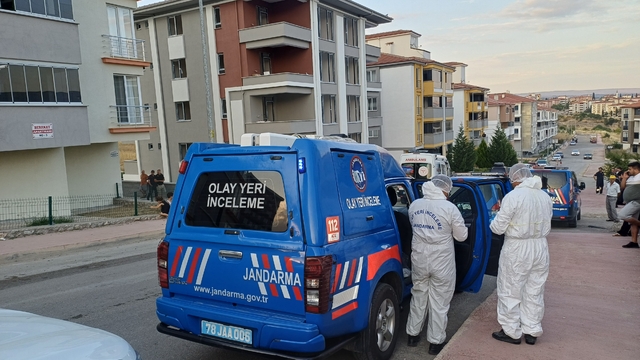 Karabük'te yangın çıkan evde boşanma aşamasındaki çiftin cesedi bulundu