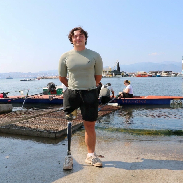 Paralimpik sporcu, kendisi gibi engellileri spora teşvik ediyor