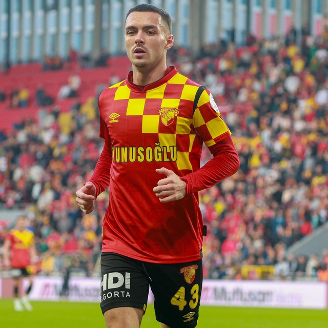 Göztepe'de Tijanic resmen gitti