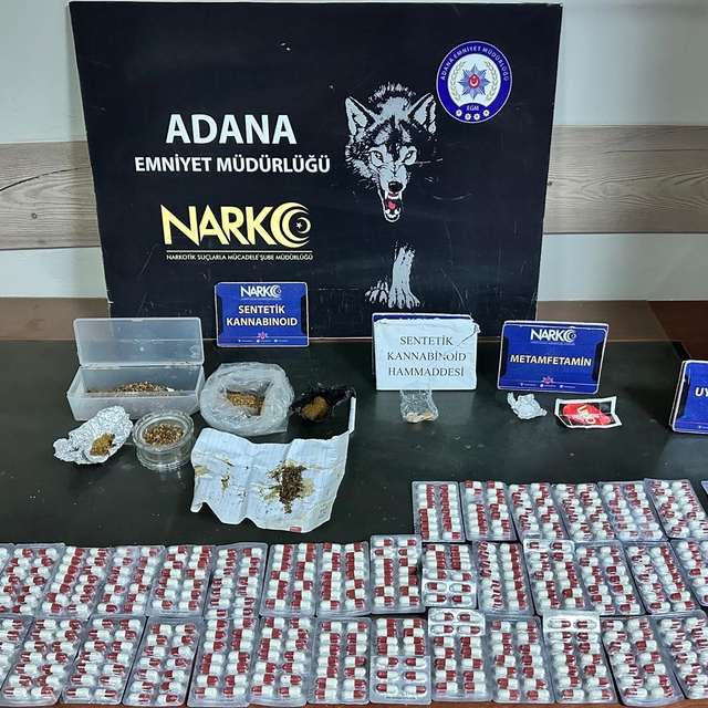 Adana'da uyuşturucu operasyonunda yakalanan 8 şüpheli tutuklandı