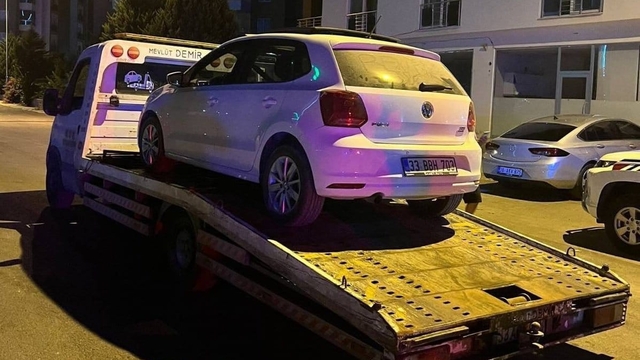 Mersin'de otomobiliyle drift yapan sürücünün ehliyetine el konuldu