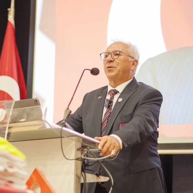 Altınordu Başkanı Özkan: Emaneti iade ediyorum