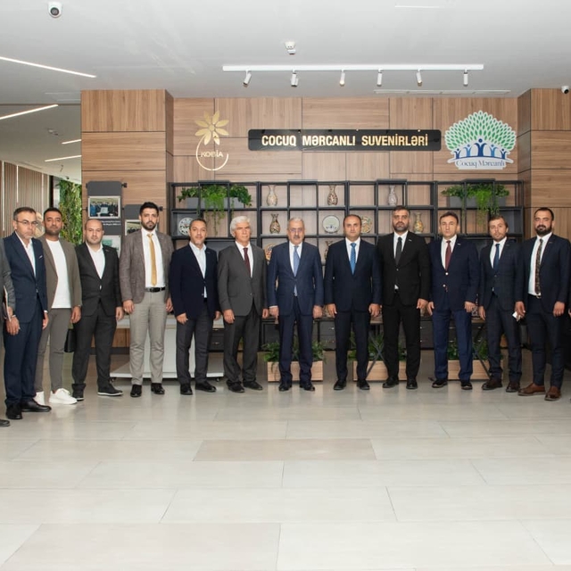 MÜSİAD Mersin Şubesi üyeleri, Azerbaycan'da temaslarda bulundu