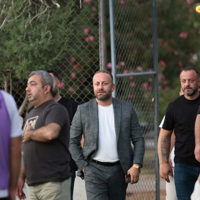 Altay'da Sinan Kanlı kolları sıvadı