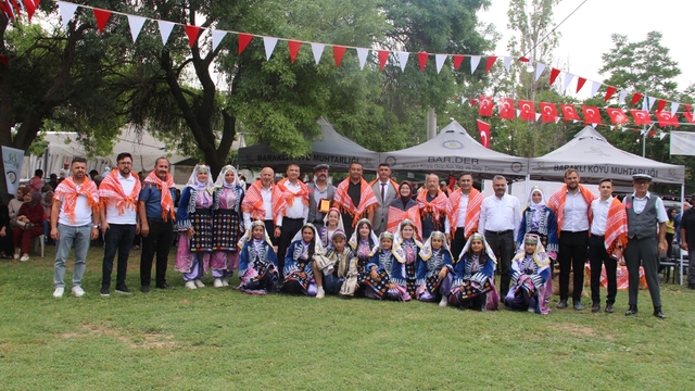 Afyonkarahisar'da "Baraklı Köyü 2. Dayanışma ve Buğday Festivali" yapıldı