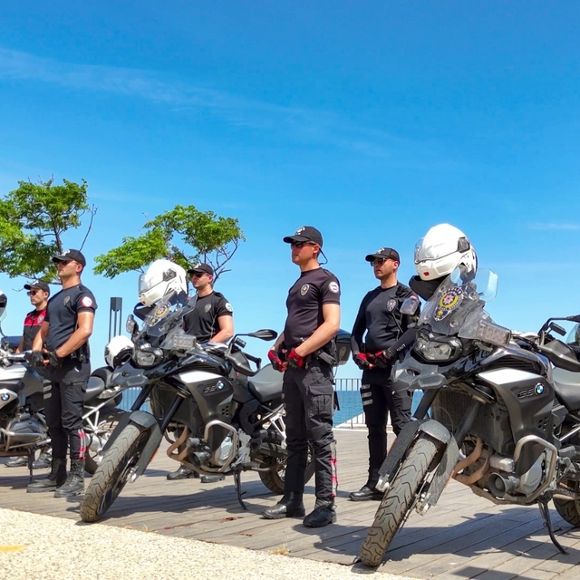 Antalya'da motosikletli polis timlerince çalışmalar yapıldı