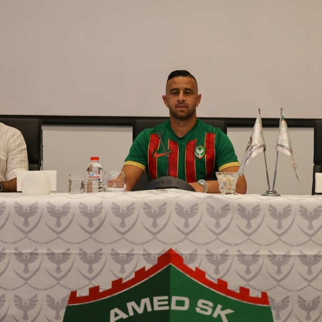 Amed Sportif Faaliyetler, Dia Saba ile 2 yıllık sözleşme imzaladı