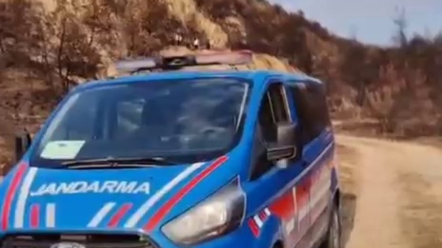 Yanan ormanda erkek cesedi bulundu