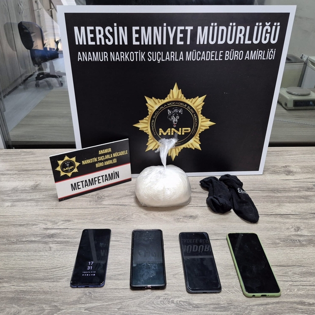 Mersin'de uyuşturucu operasyonunda yakalanan 3 zanlı tutuklandı