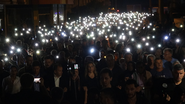 Boşanma aşamasındaki kocasının katlettiği Sinem'e 'ışıklı' anma
