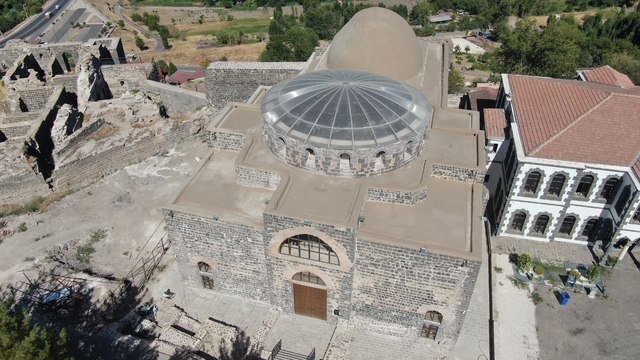Depremde ağır hasar alan 1600 yıllık kilisenin restorasyonu tamamlandı