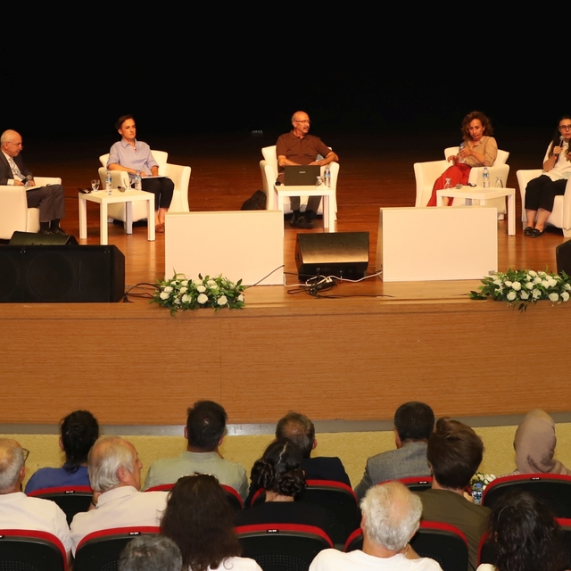 Nevşehir'de "Tarih ve Hafıza" söyleşisi düzenlendi