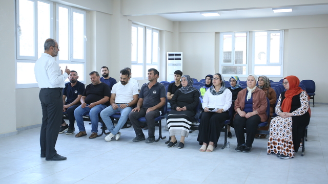 Hatay'da cenaze hizmetleri kursunu tamamlayan 70 kursiyere sertifika verildi