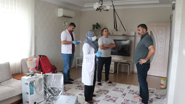 Batman'da yaşlı, engelli ve yatalak hastalara evlerinde diş bakımı hizmeti