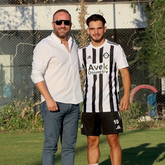 Altay'da Emre yuvaya döndü