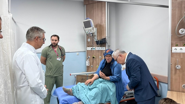 Fındık işçilerini taşıyan minibüs uçuruma yuvarlandı: 4 ölü, 17 yaralı (2)