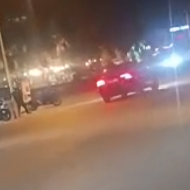 Aracıyla drift yapıp, polisten kaçarken kaza yapan ehliyetsiz ve alkollü sü...