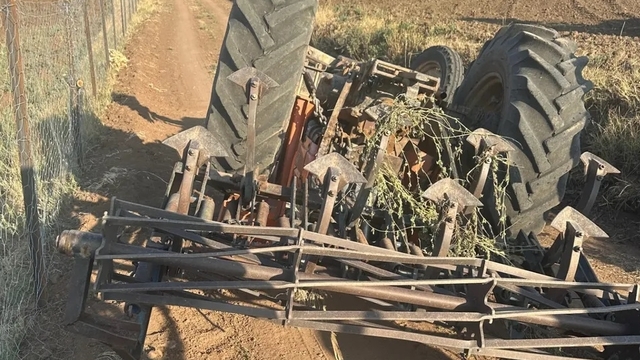 Karaman'da devrilen traktörün sürücüsü öldü