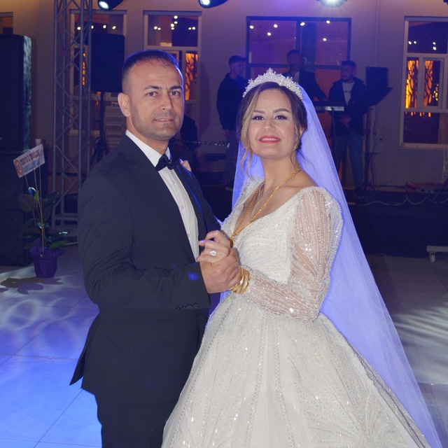 Yeni evli çifti ayıran kaza kamerada (2)