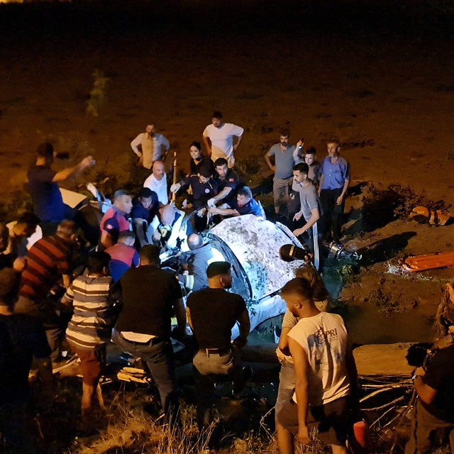 Osmaniye'de devrilen otomobildeki 1 kişi öldü, 1 kişi yaralandı