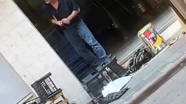 Sokak ortasında 2 şarjör mermiyi ateşlemesi kamerada; 3 yaralı