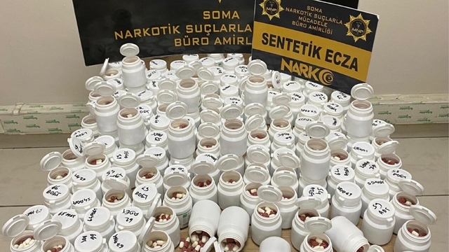 Manisa'nın 2 ilçesinde uyuşturucu operasyonu; 5 tutuklama