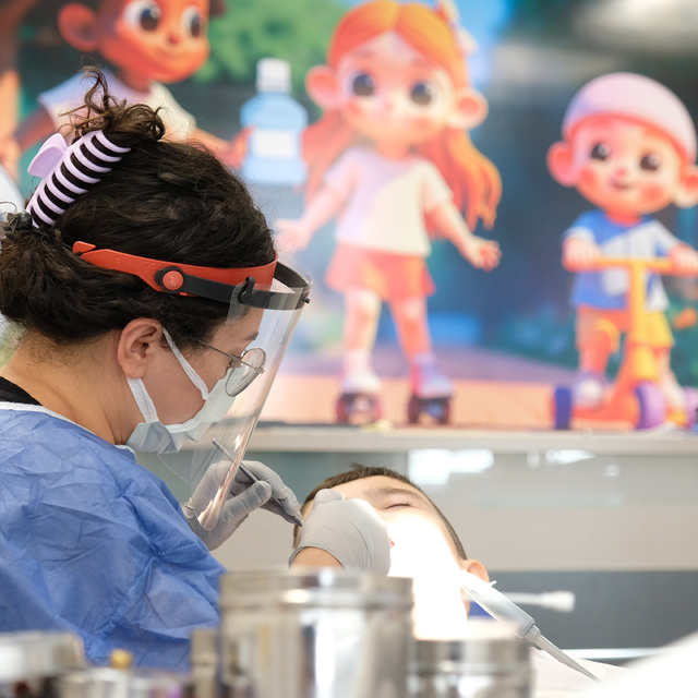 'Dişçi fobisi' olan çocuklara özel poliklinik kuruldu