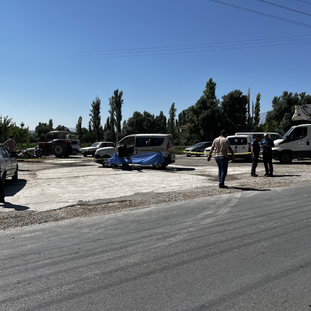 Kayseri'de hafif ticari aracın çarptığı 1,5 yaşındaki Umay öldü