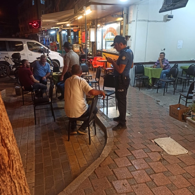 Balıkesir'de asayiş uygulamasında aranan 6 kişi yakalandı