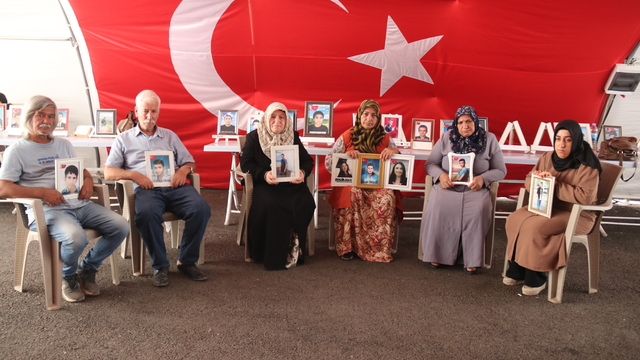 Diyarbakır anneleri evlatlarına kavuşmak istiyor