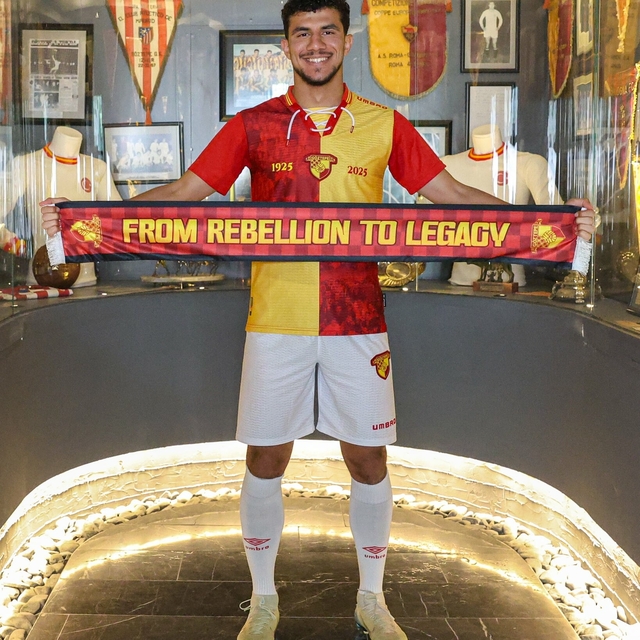 Göztepe vitrini yeniledi