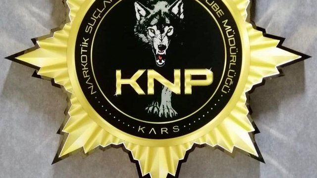 Kars'ta uyuşturucu operasyonunda yakalanan 2 zanlı tutuklandı