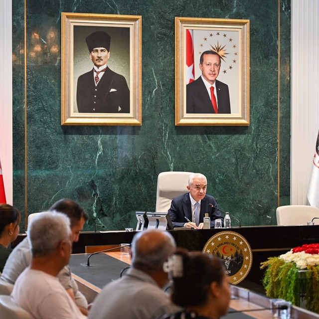 Kırklareli Valisi Turan, vatandaşlarla bir araya geldi