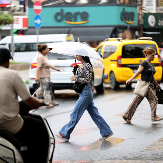 Kırklareli'nde gök gürültülü sağanak