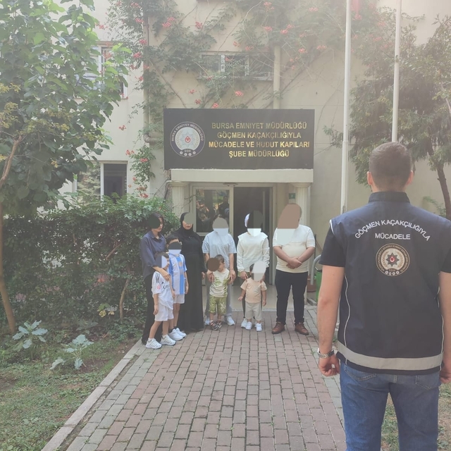 Bursa'da göçmen kaçakçılığı operasyonu