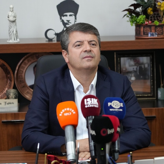 Başkan Tutdere, ilk gününde içme suyu isale hattındaki çalışmaları yerinde...