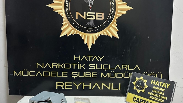 Hatay'da bilgisayar fanı içine uyuşturucu saklayan şüpheli tutuklandı