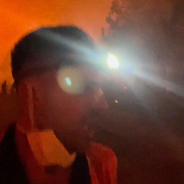 Orman yangınında alevlerin arasında kalan 3 arkadaş o anları DHA'ya anlattı