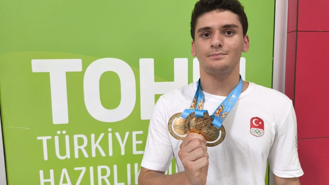 15 yaşında 46 Türkiye rekoru kırdı