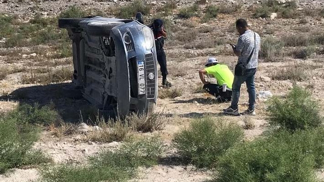 Otomobil takla attı; aynı aileden 5 kişi yaralandı