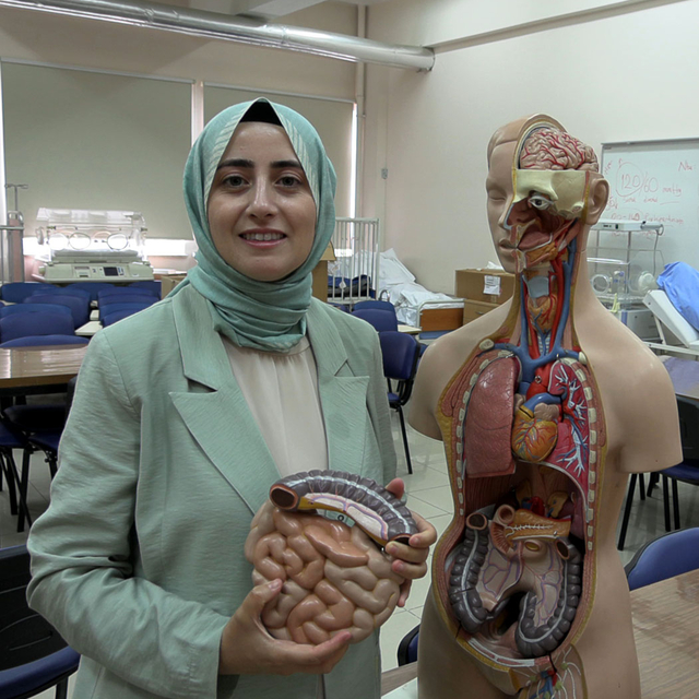 Doç. Dr. Aslan: Bağırsaklarınız sağlıklı olursa bilişsel olarak kendinizi d...