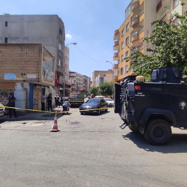 Şanlıurfa'da akrabalar arasında çıkan silahlı kavgada 4 kişi yaralandı