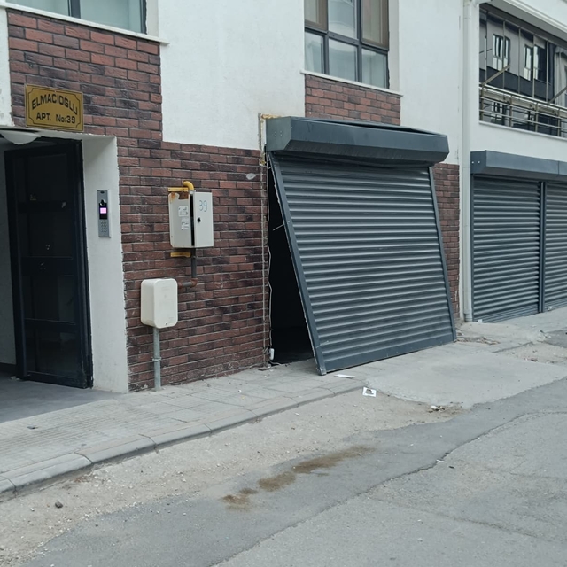 Eskişehir'de asansör bakımı sırasında gerçekleşen patlamada 2 kişi yaraland...