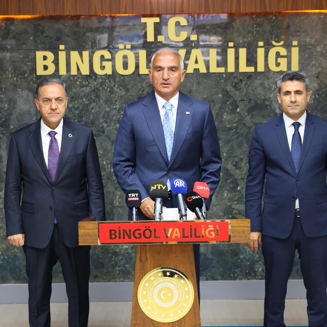 Bakan Ersoy: Sorunlarını çözmüş Türkiye, kalkınmış, refahını artırmış bir T...