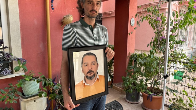 Balkonunda saçma ile yaralanıp, 4 yıl sonra ölen doktorun kardeşi: Adalet istiyoruz