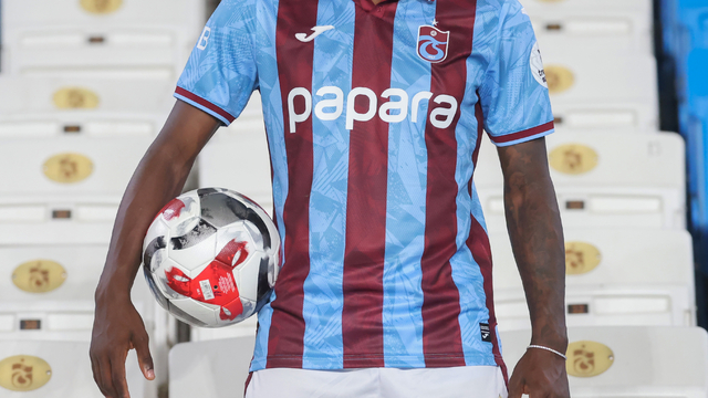 Trabzonspor, Belçikalı oyuncu Kazeem Olaigbe'yi renklerine bağladı