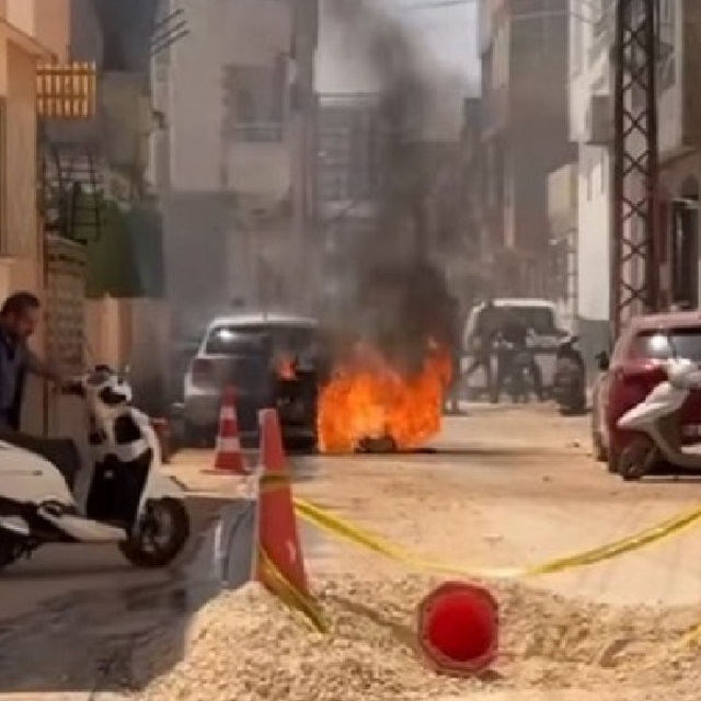 Asfalt kesme makinesine yakıt dolumu sırasında patlama; 1 yaralı
