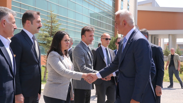 Kültür ve Turizm Bakanı Ersoy, Bitlis'te konuştu: