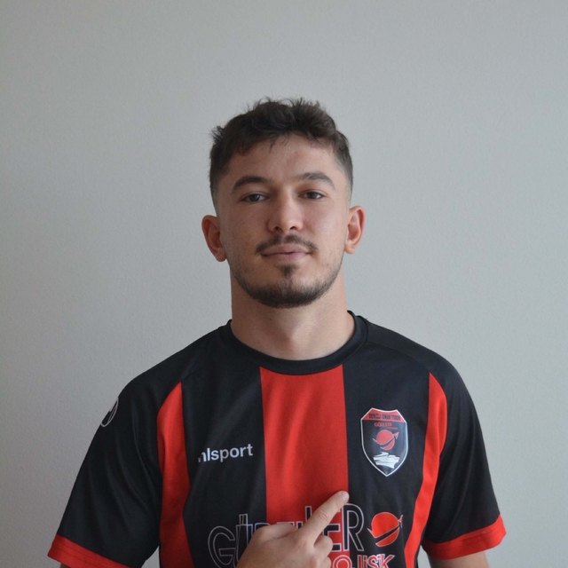 Denizli İdmanyurdu sağ kanat aldı