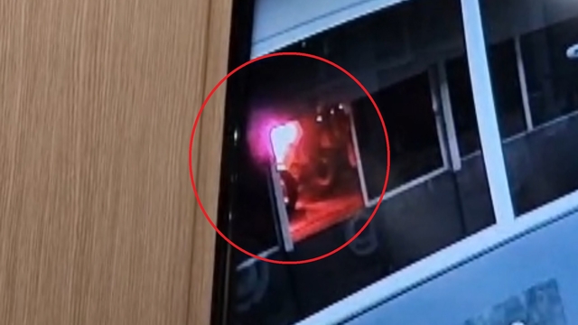 Diyarbakır'daki yangında 3 dükkan ile 19 traktör yandı (3)